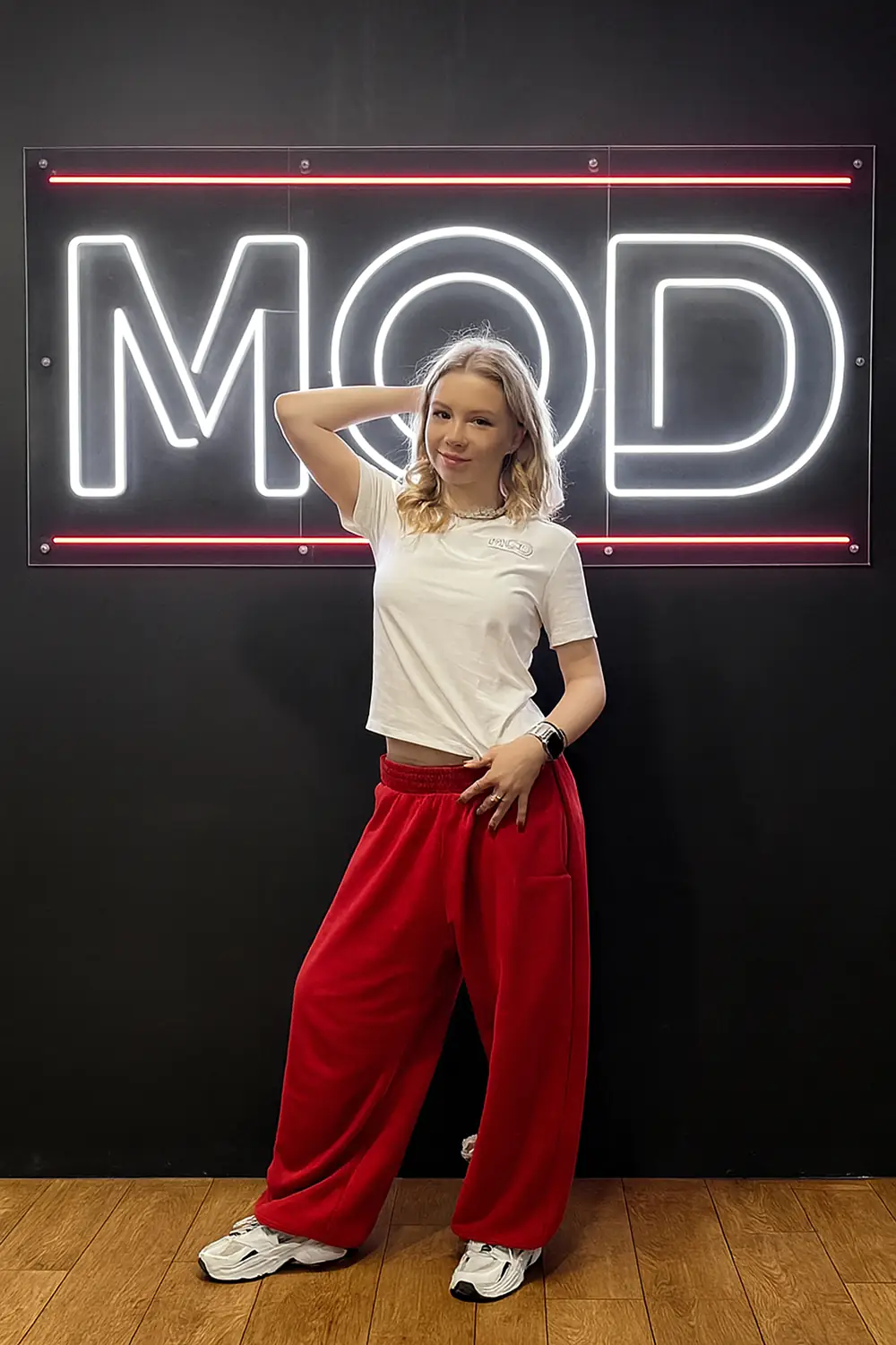 Громова Анастасия Сергеевна тренер студии танцев MOD